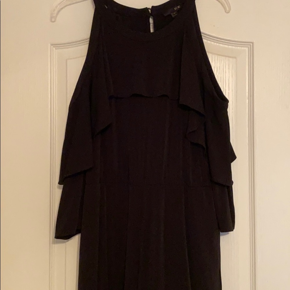 cold shoulder jumper